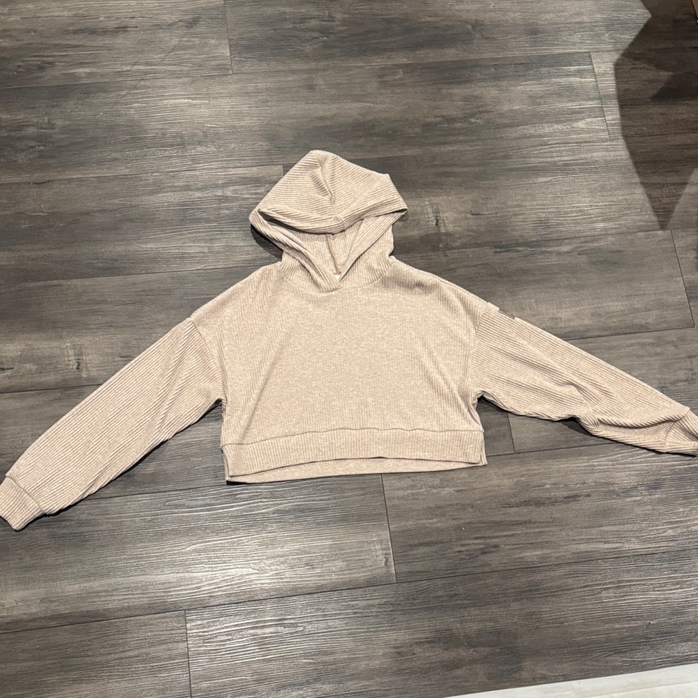 ALO Yoga Muse Sweatshirt